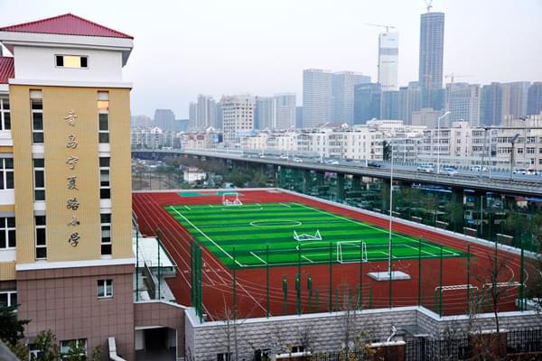 青島寧夏路小學地源熱泵項目---為孩子們的健康保駕護航---青島沃富新能源科技有限公司